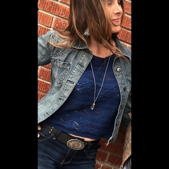 NY Collection Tops - 𝅺NY Collection Blue crochet top knit sweater